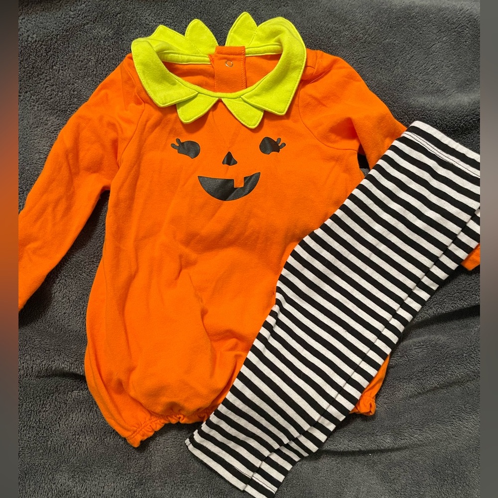 Pumpkin outfit